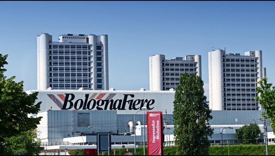 M2Bo Dossetti 27 - Fiera Daire Bolonya Dış mekan fotoğraf